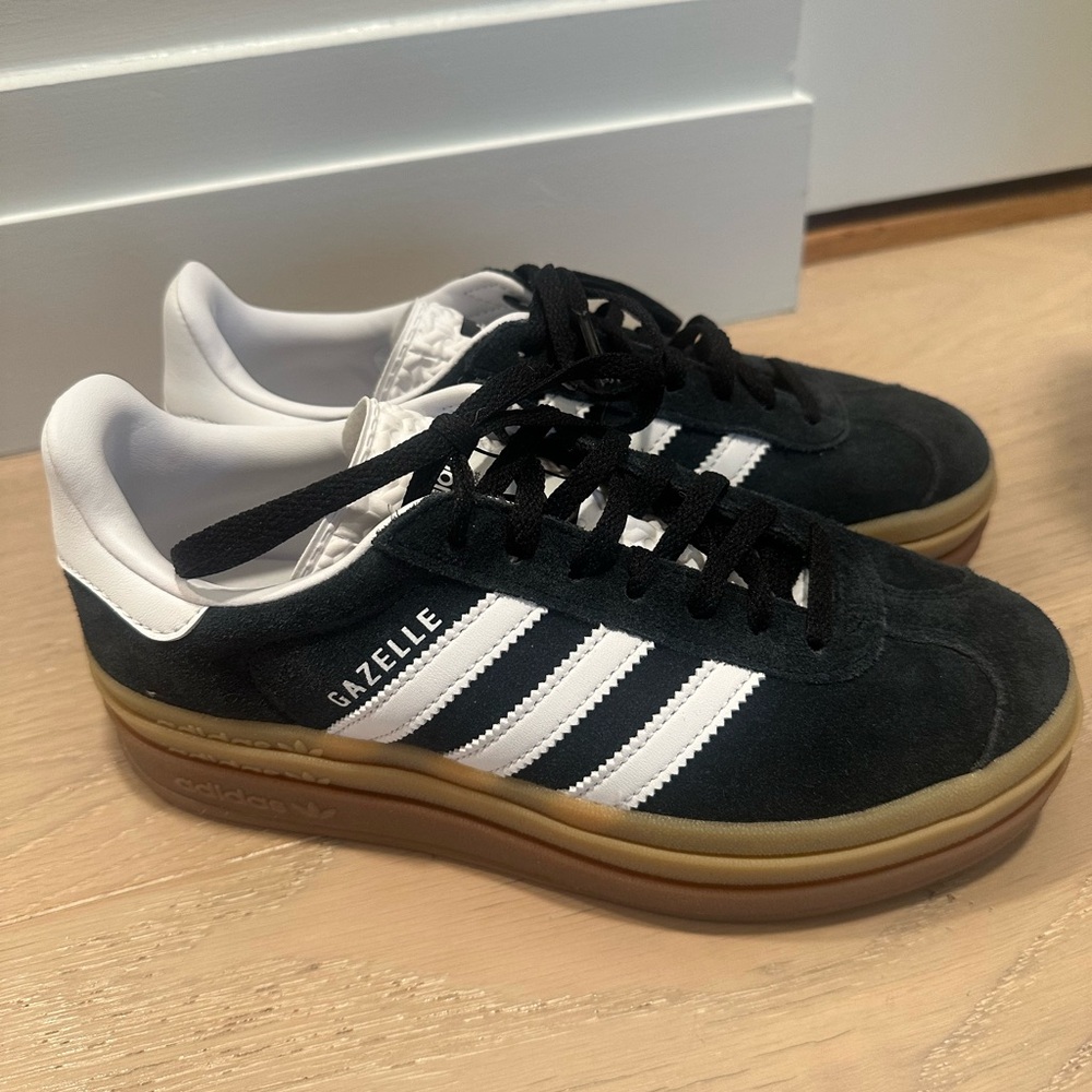 Adidas gazelle bold